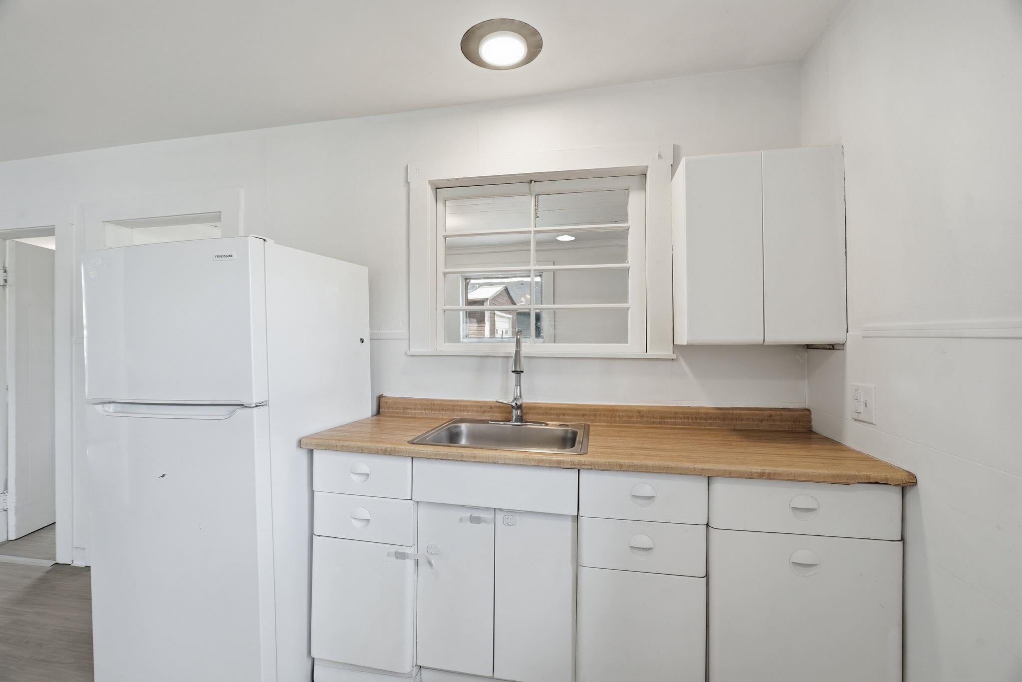 452 S LEFEVRE St - Photo 11