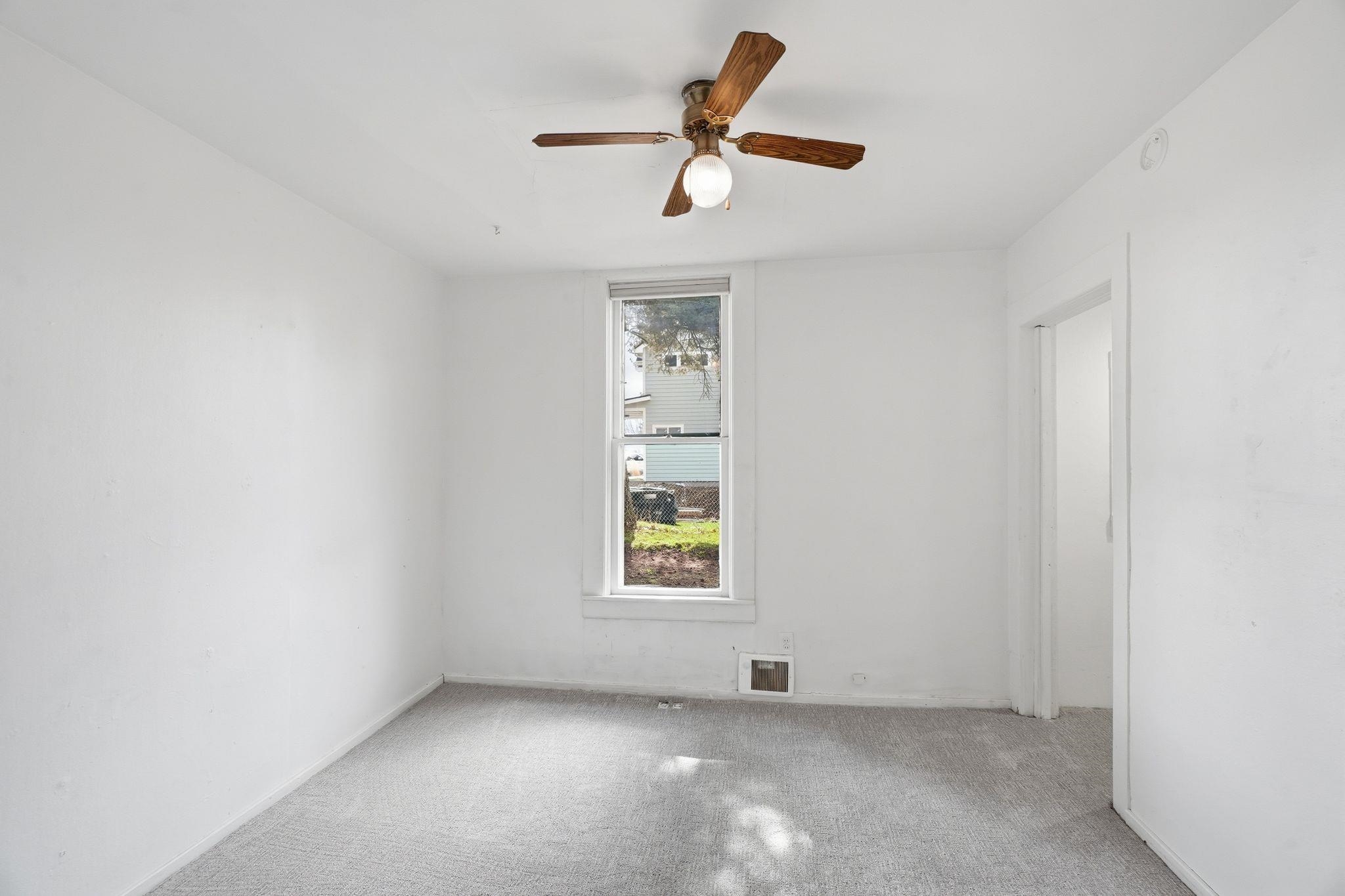 452 S LEFEVRE St - Photo 16