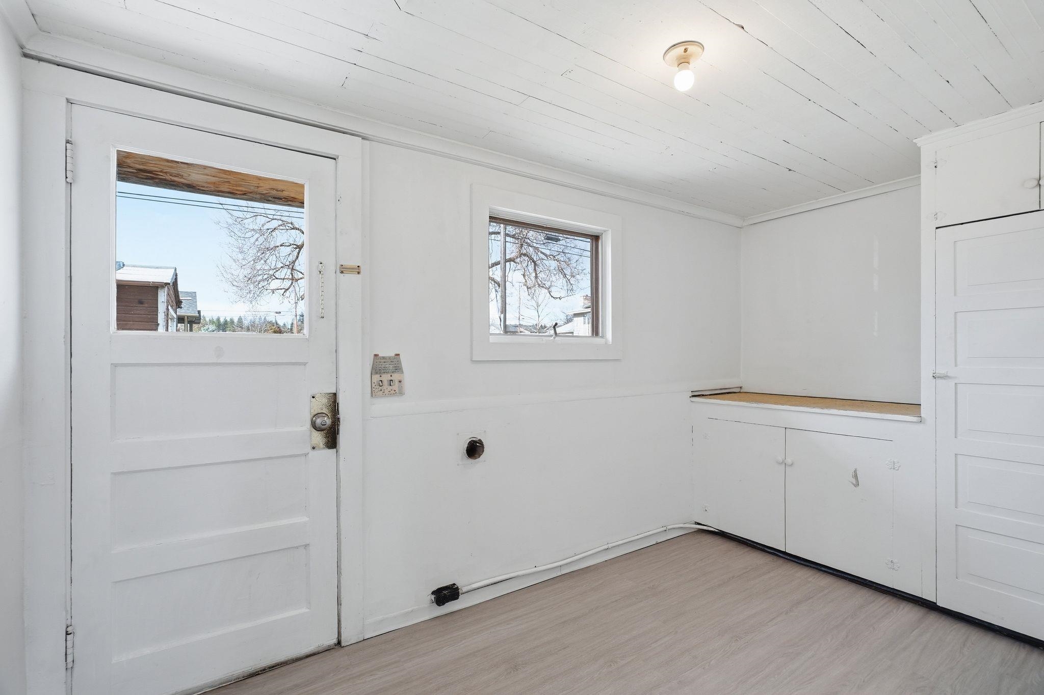 452 S LEFEVRE St - Photo 19