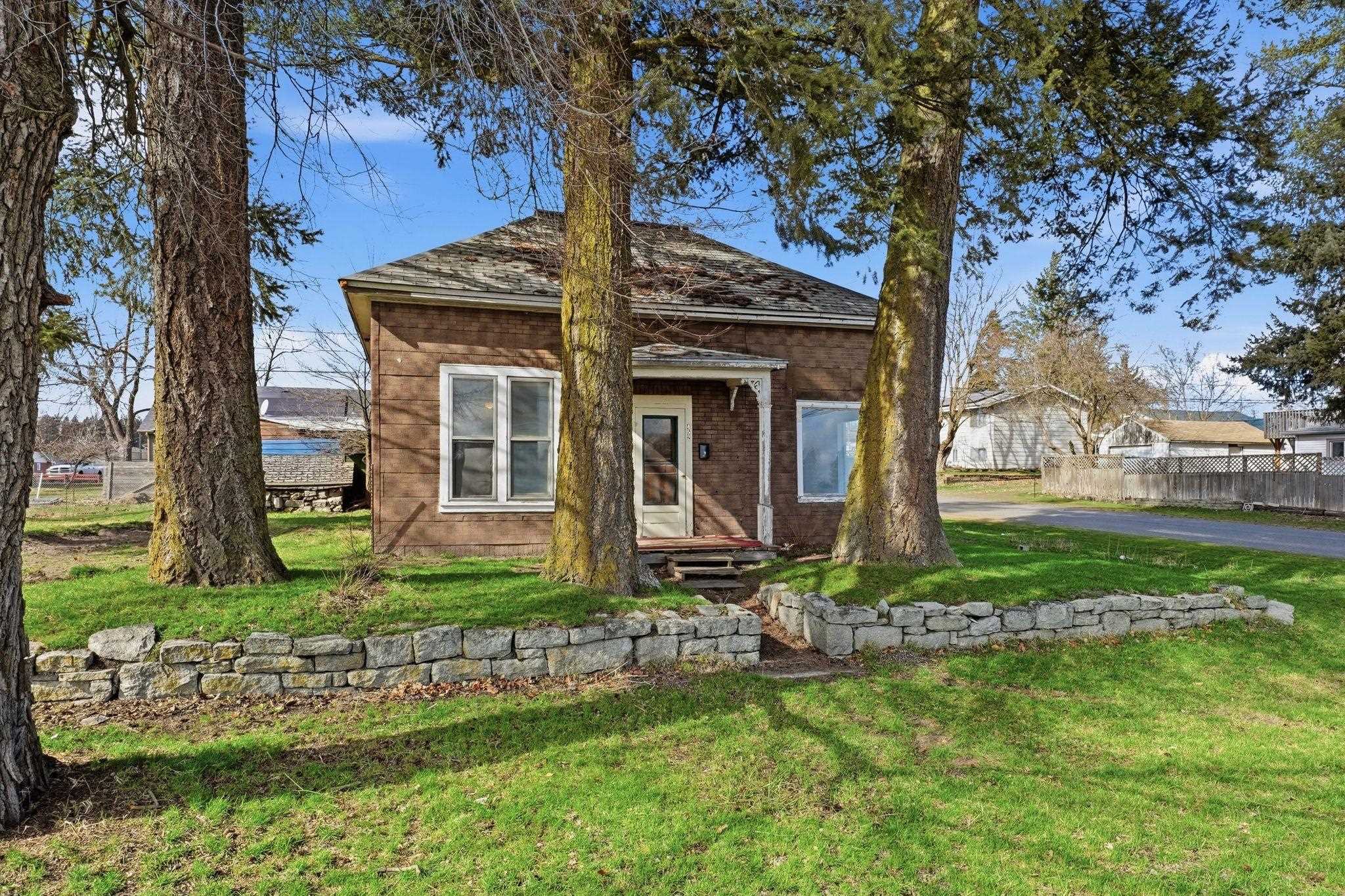 452 S LEFEVRE St - Photo 3