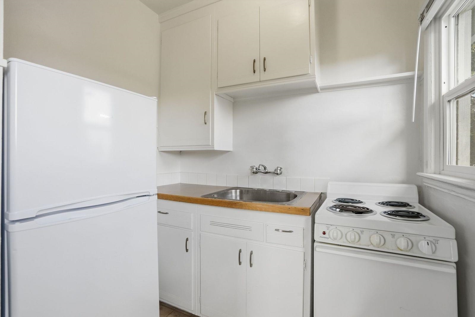 1704 N Ash St - Photo 10