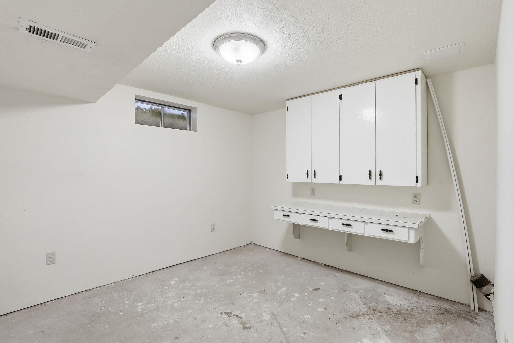6612 N Elizabeth St - Photo 32
