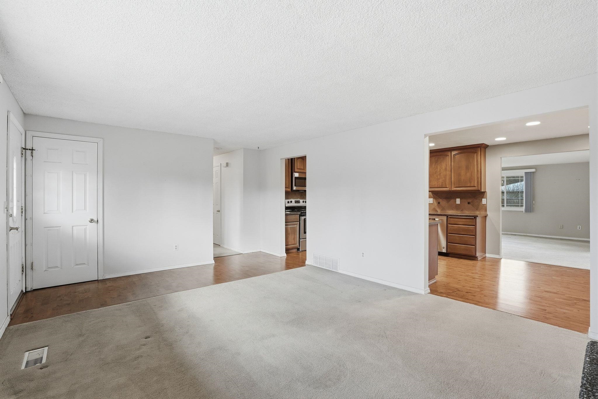 6612 N Elizabeth St - Photo 8