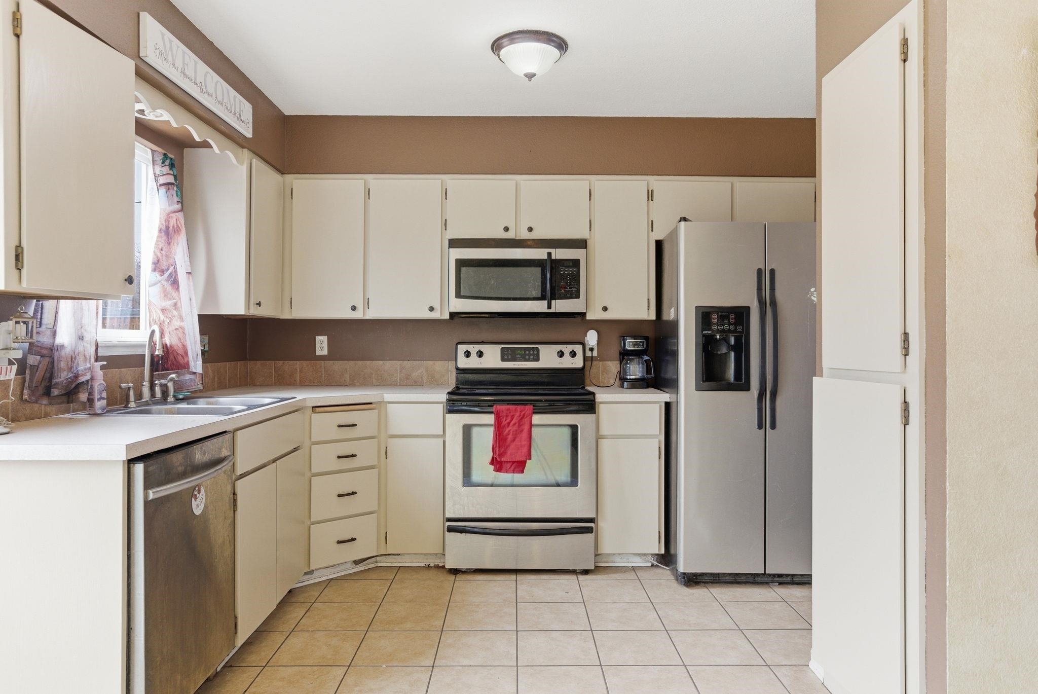 4020 E 34th Ave - Photo 12