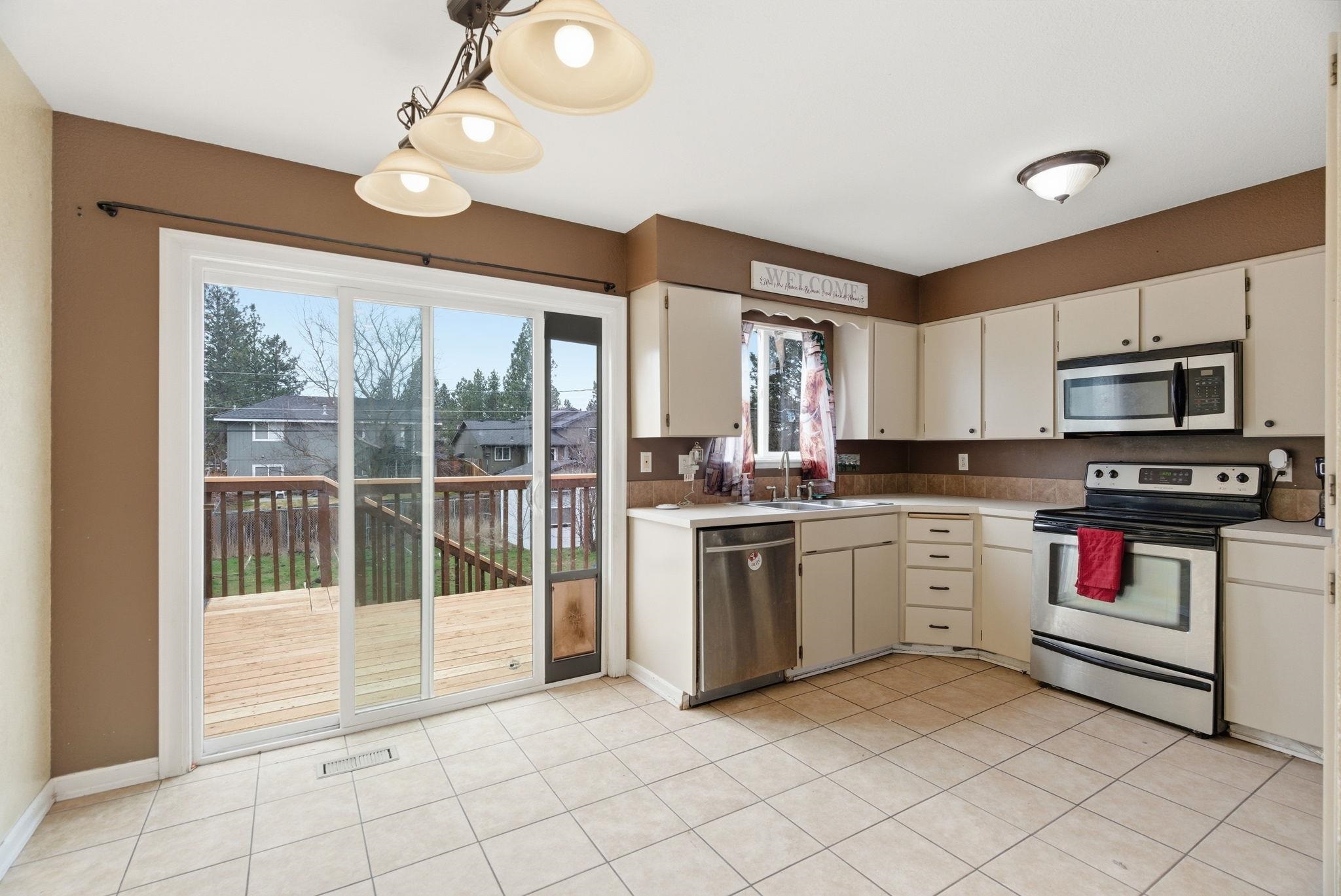 4020 E 34th Ave - Photo 13