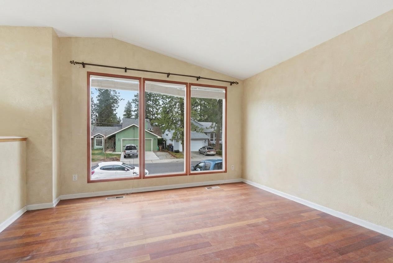 4020 E 34th Ave - Photo 5