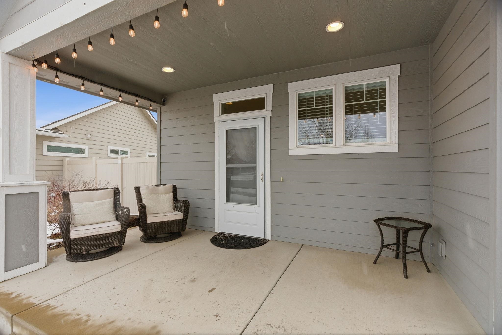 2020 N Oakland St - Photo 3