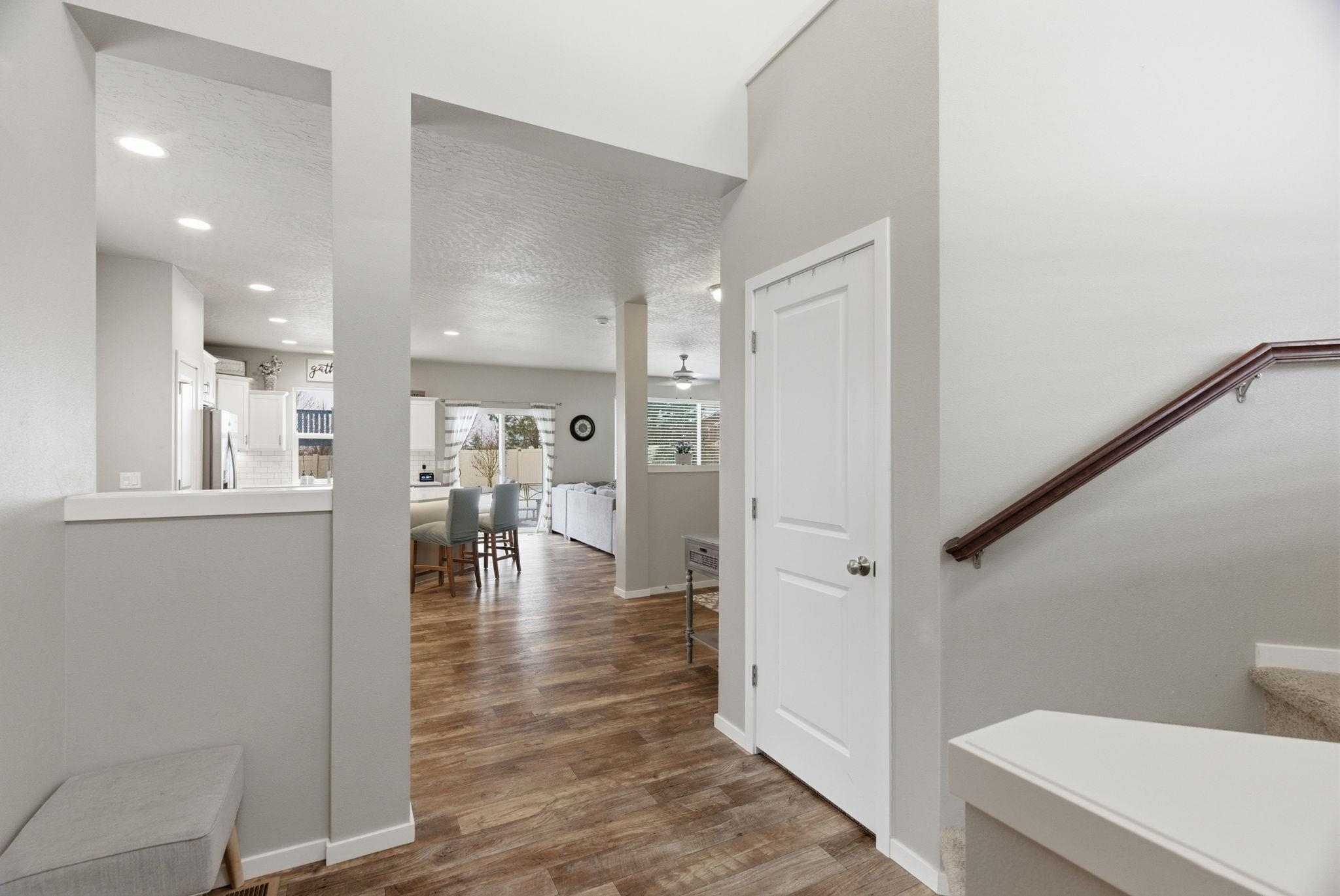 2020 N Oakland St - Photo 5