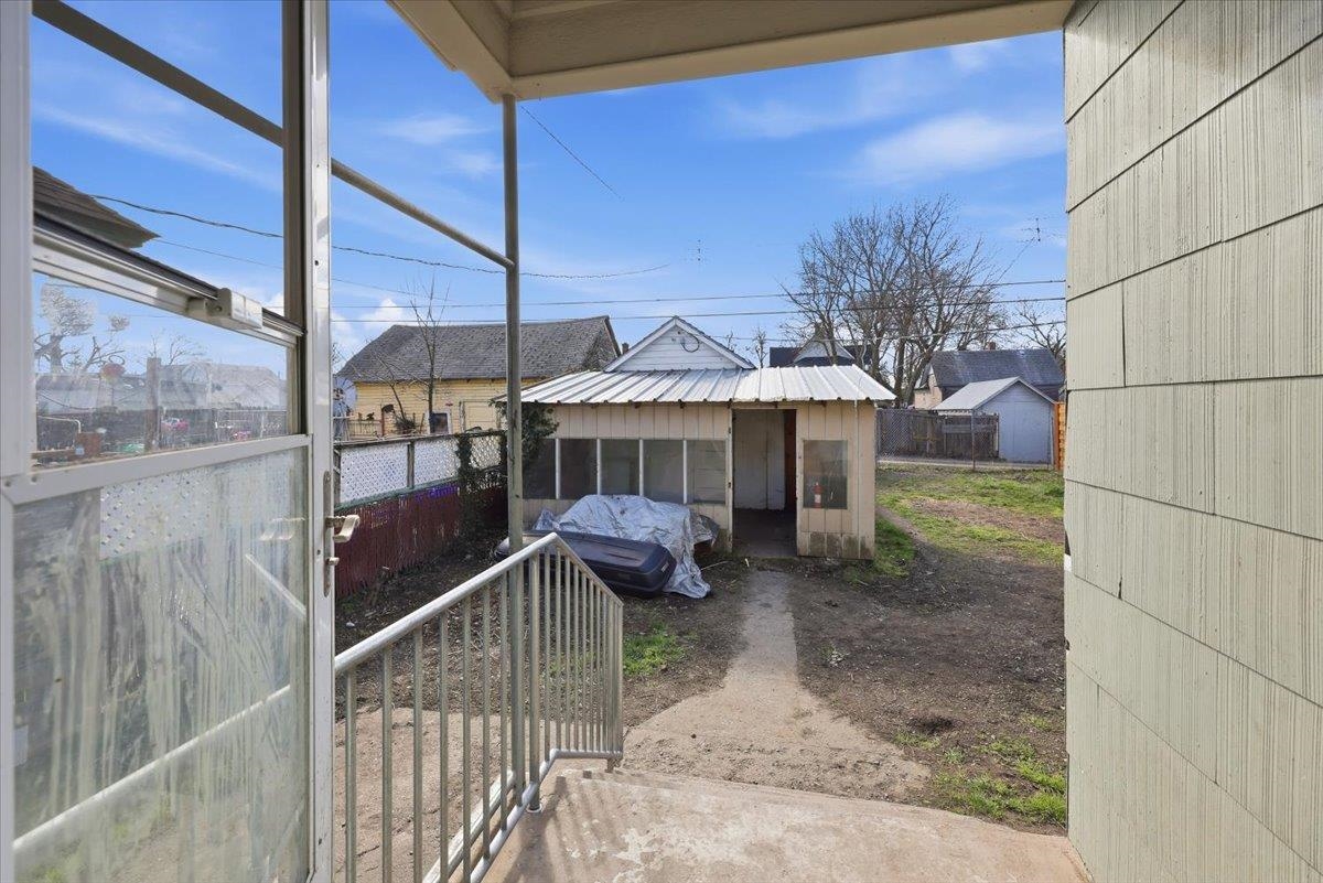 1801 W Gardner Ave - Photo 22