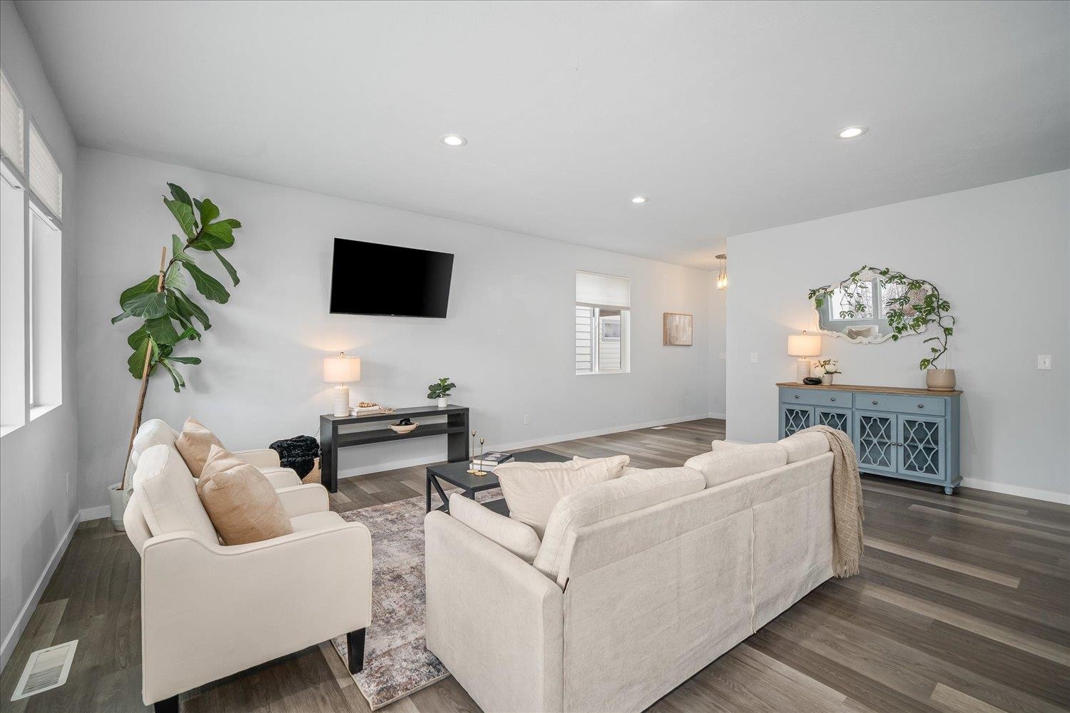 4911 E Grace Ave - Photo 8