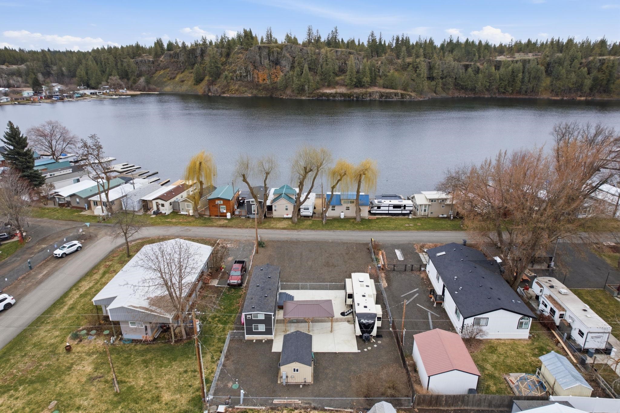18816 W Pommier Rd - Photo 1