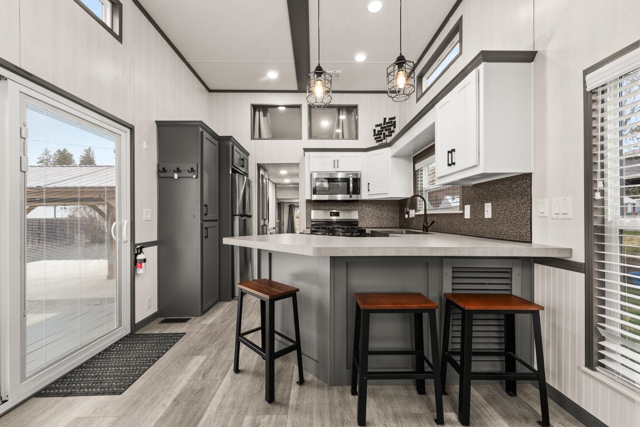 18816 W Pommier Rd - Photo 12