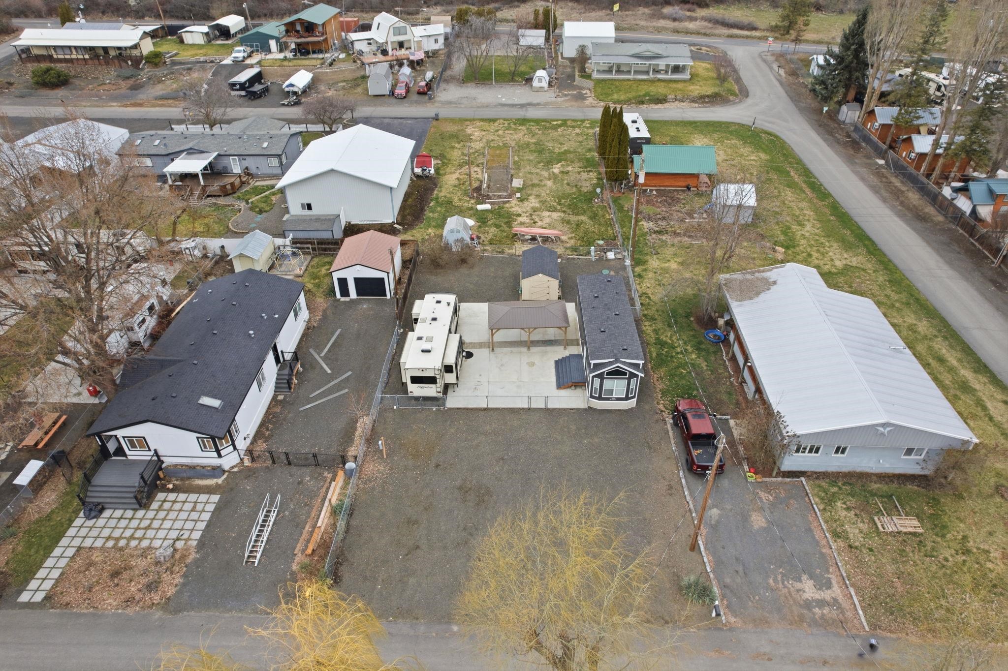 18816 W Pommier Rd - Photo 42