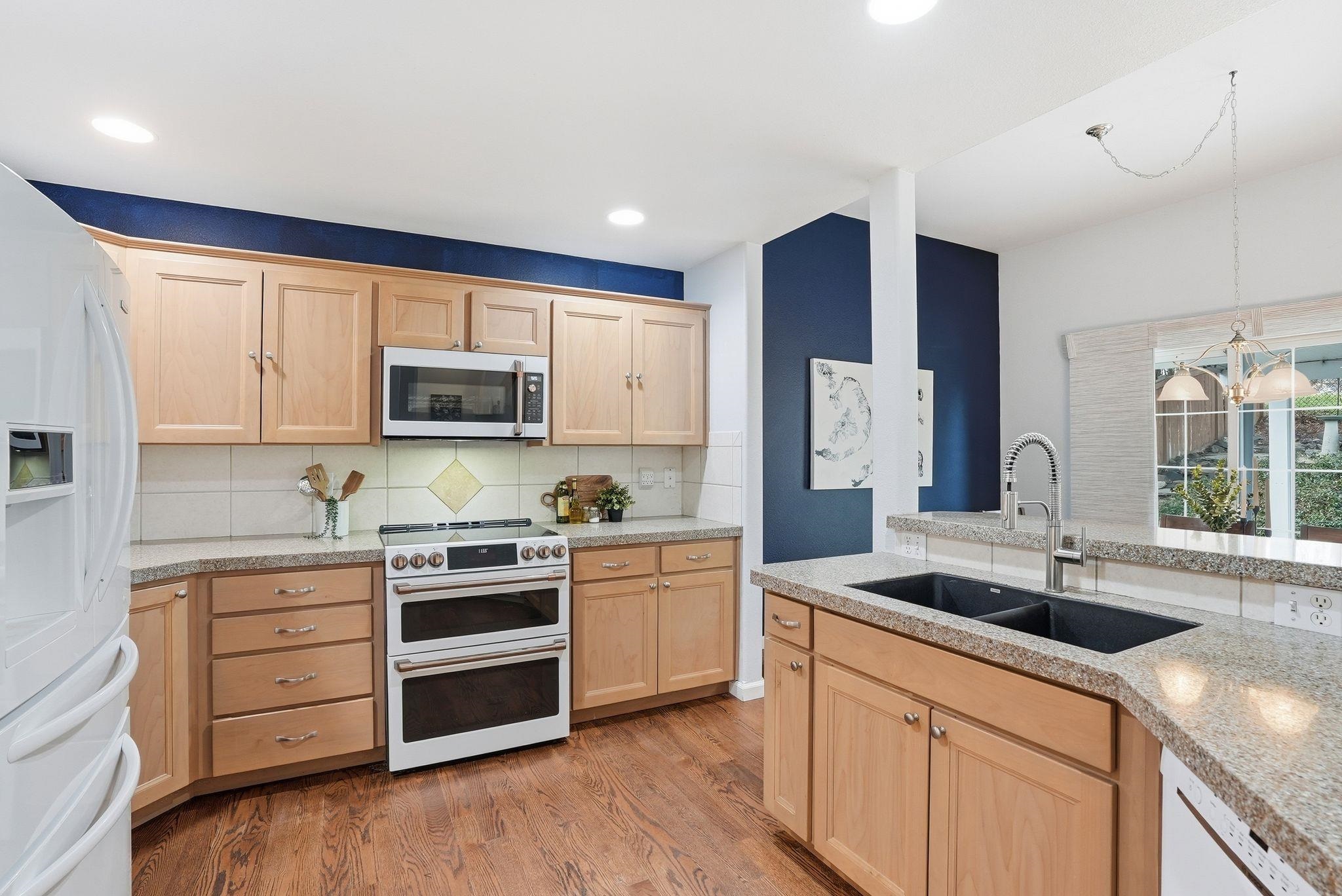 6728 S Moran View St - Photo 10