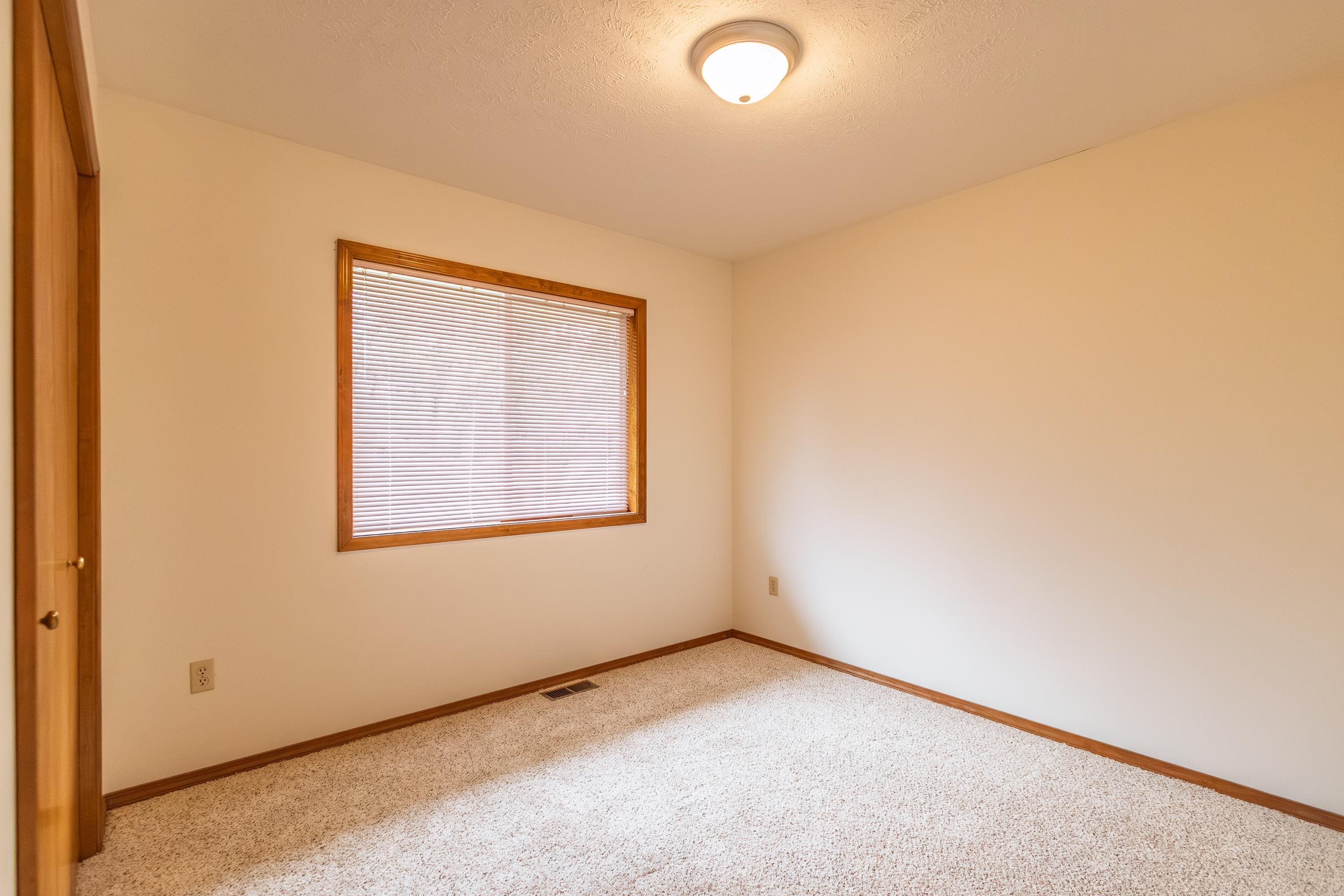 11316 E 34th Ave - Photo 14