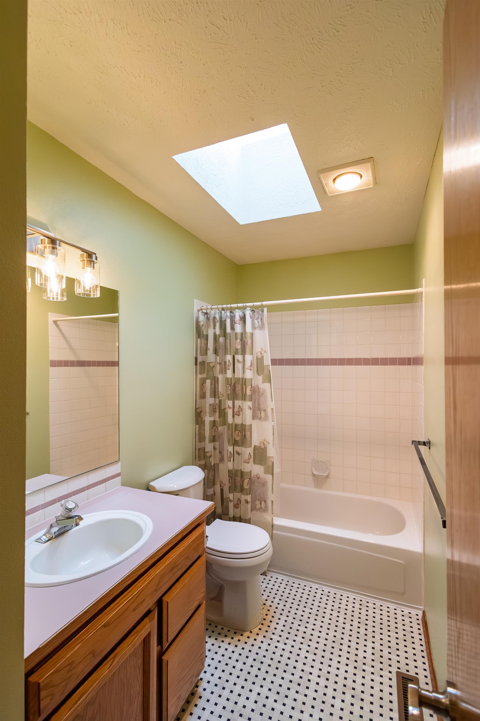 11316 E 34th Ave - Photo 9