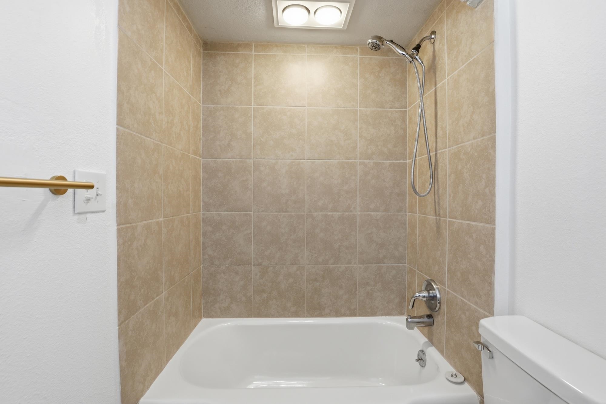 12609 E Main Ave - Photo 16