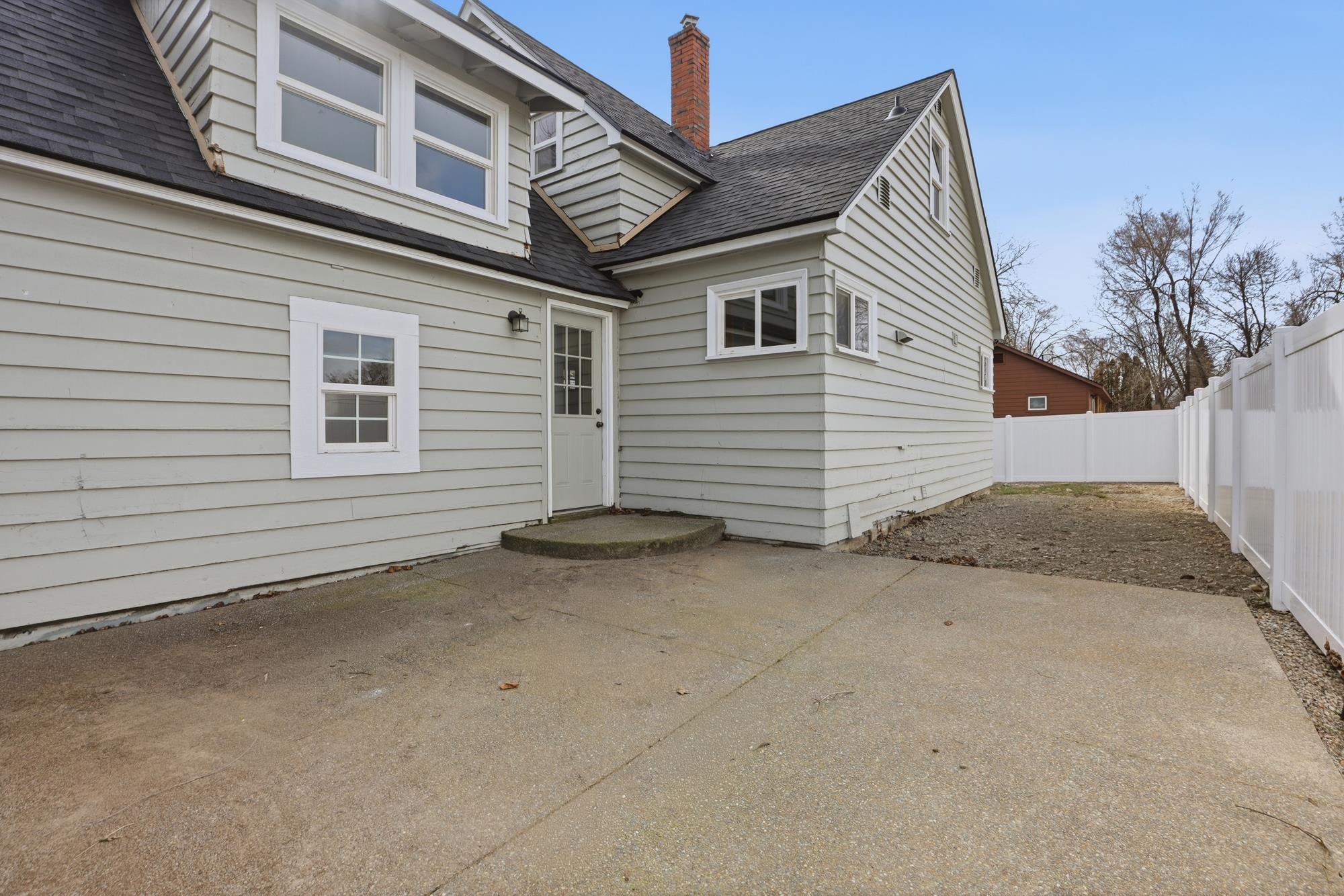 12609 E Main Ave - Photo 33