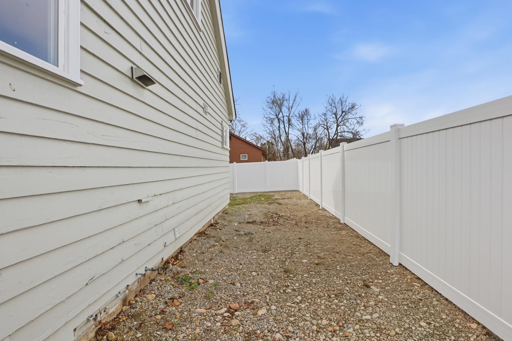 12609 E Main Ave - Photo 34