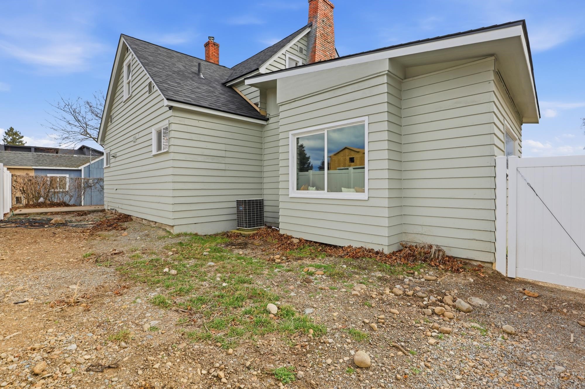 12609 E Main Ave - Photo 35