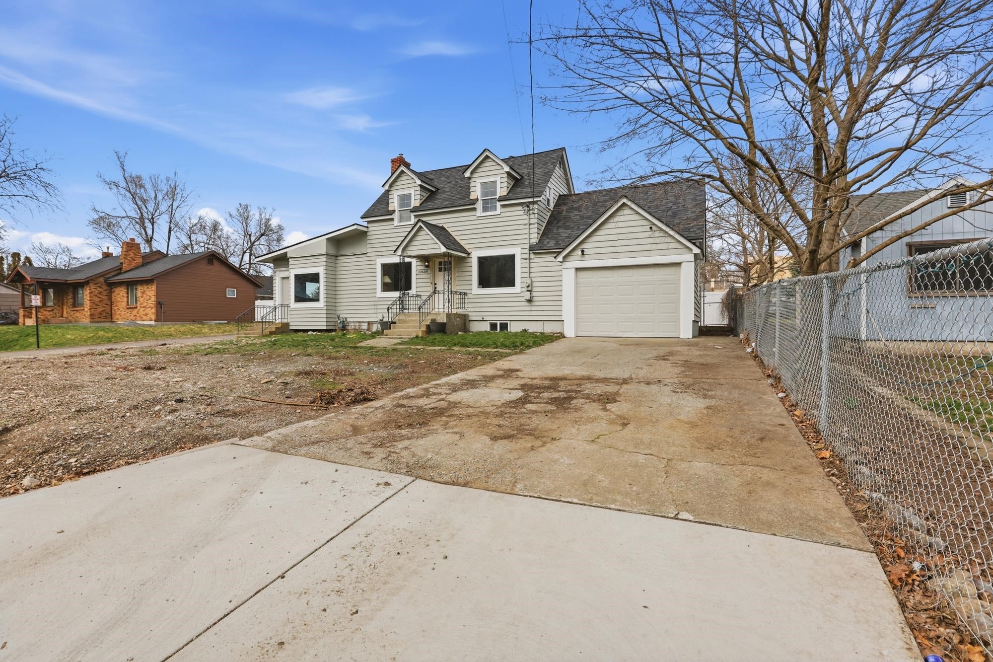 12609 E Main Ave - Photo 38