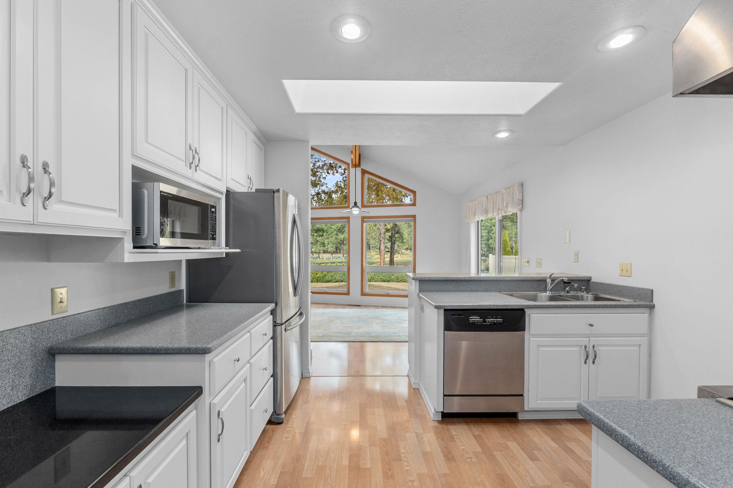 252 Eagle Dr - Photo 16