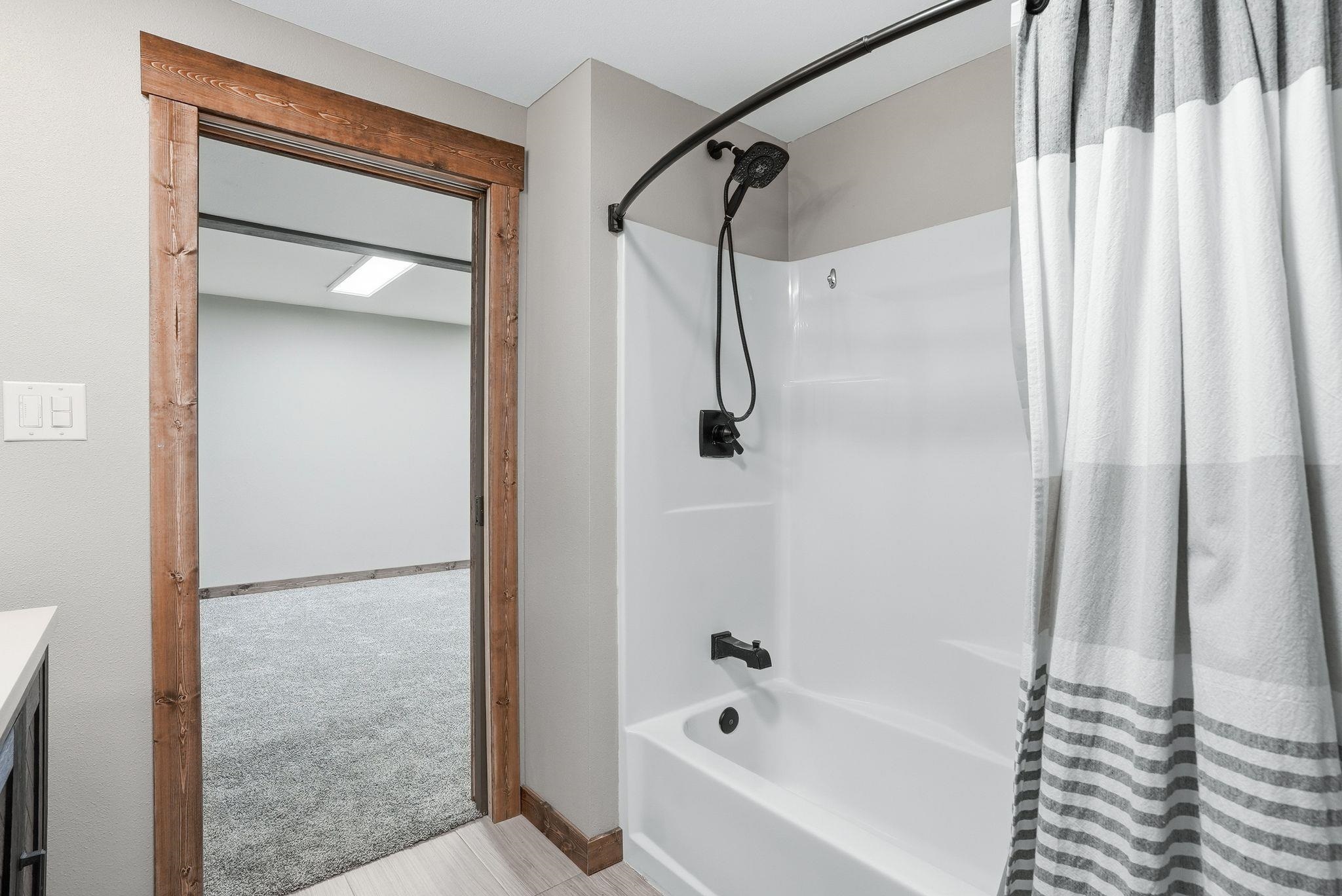 1122 E Bedivere Dr - Photo 23