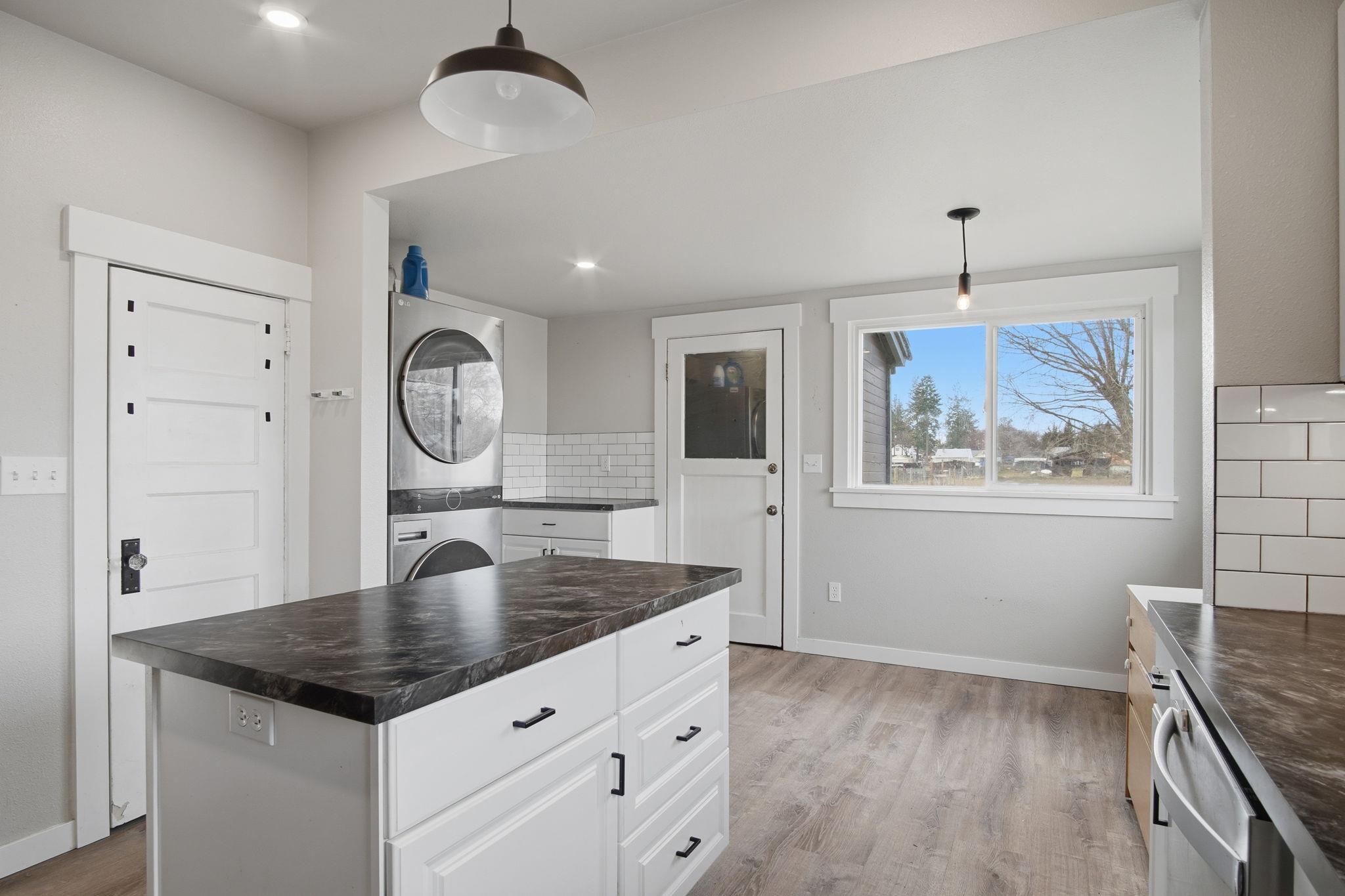 7505 N Regal St - Photo 3