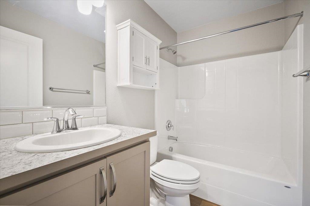 22511 E PENROSE Ln - Photo 17