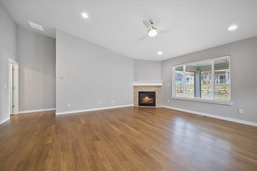 22511 E PENROSE Ln - Photo 7