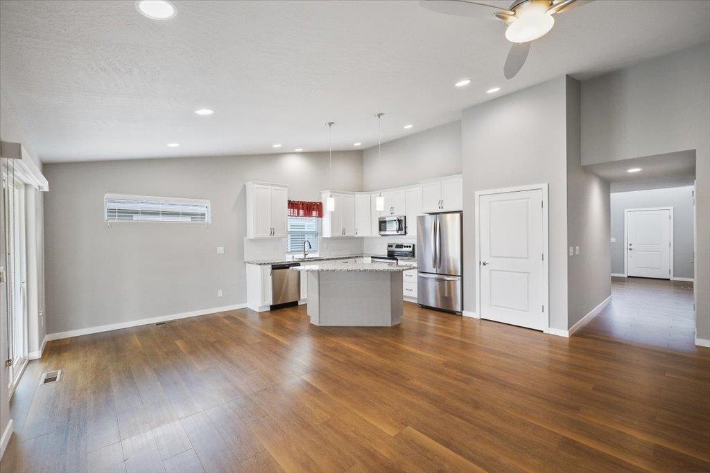 22511 E PENROSE Ln - Photo 8