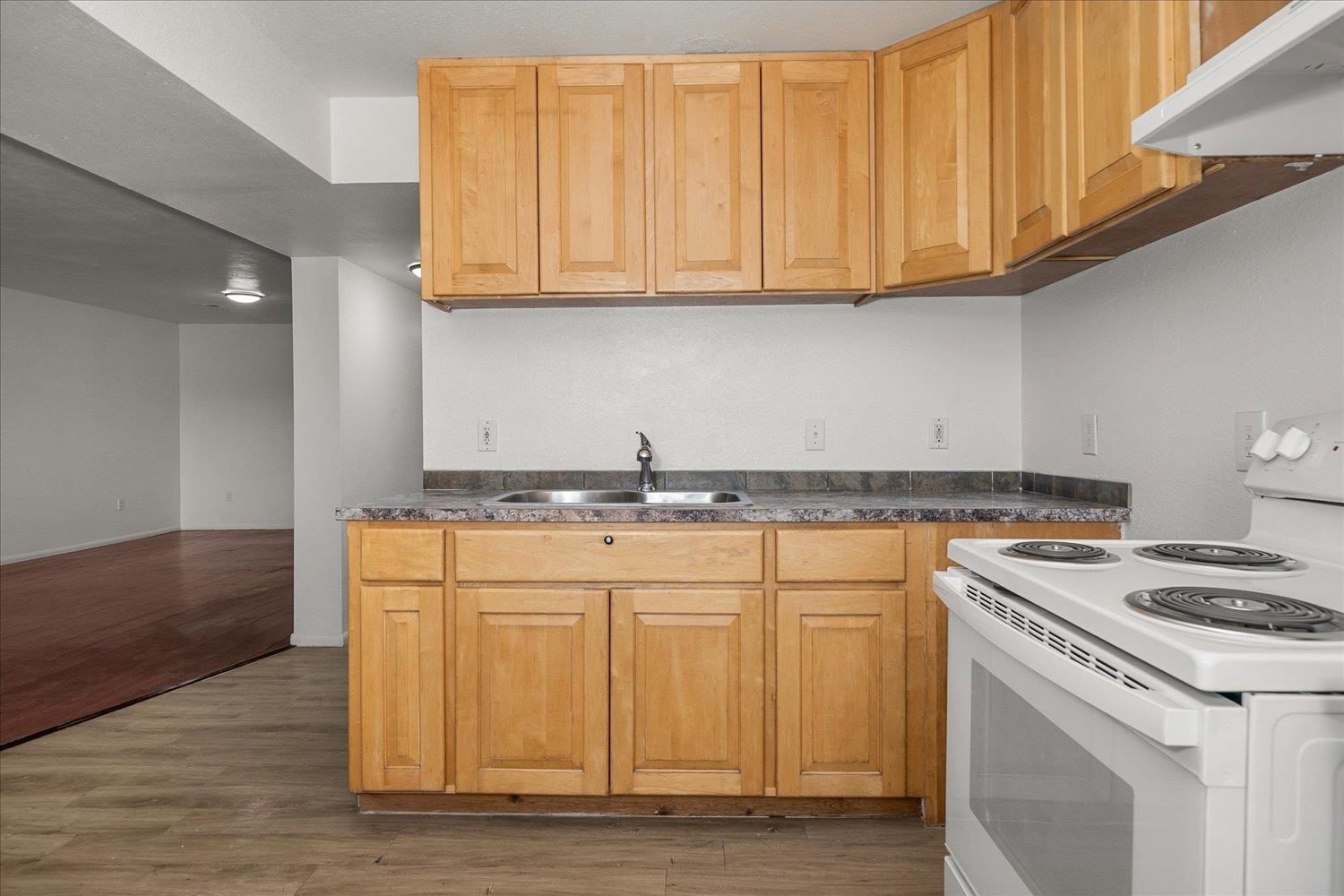 2907 E Jackson Ave - Photo 29