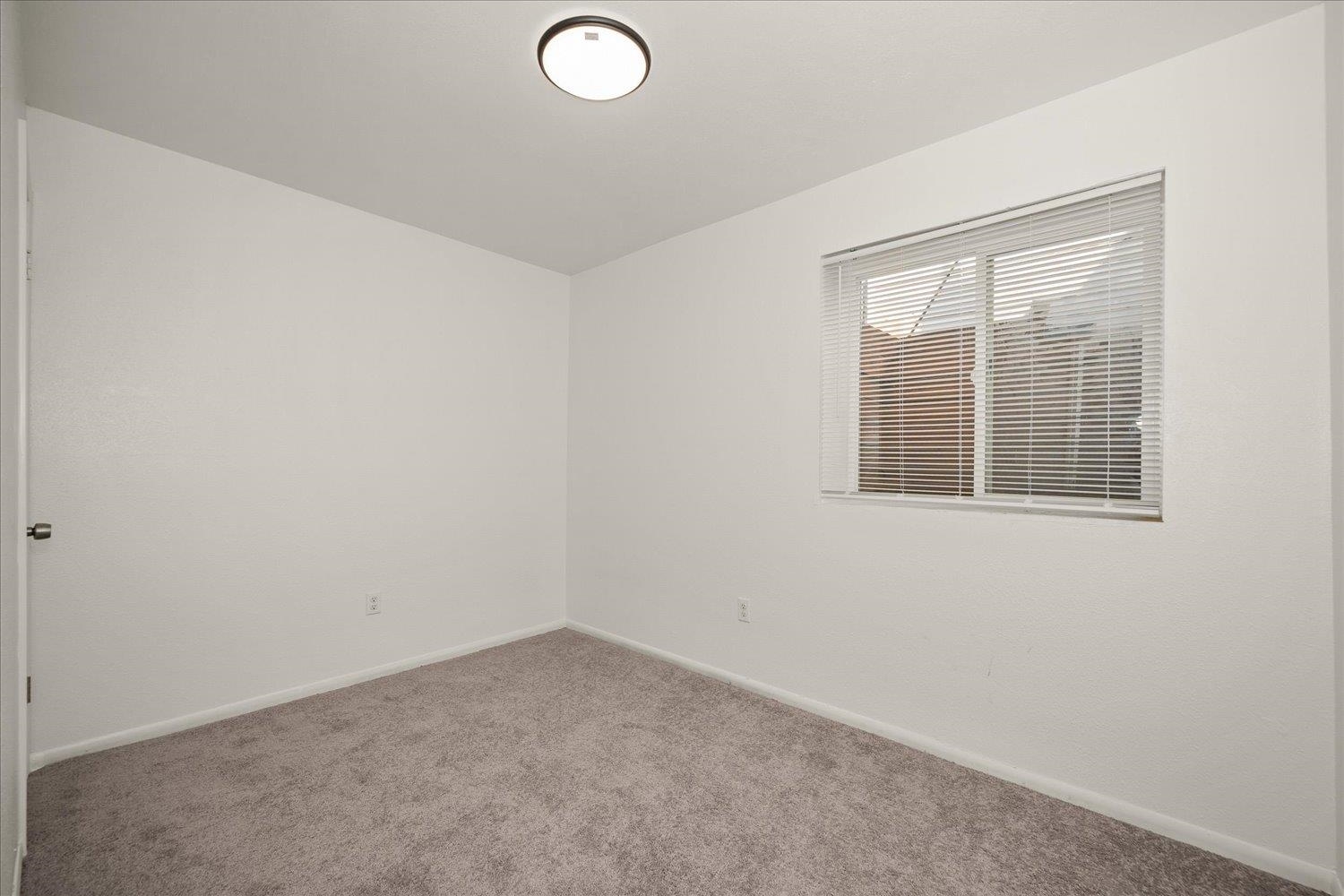 2907 E Jackson Ave - Photo 34