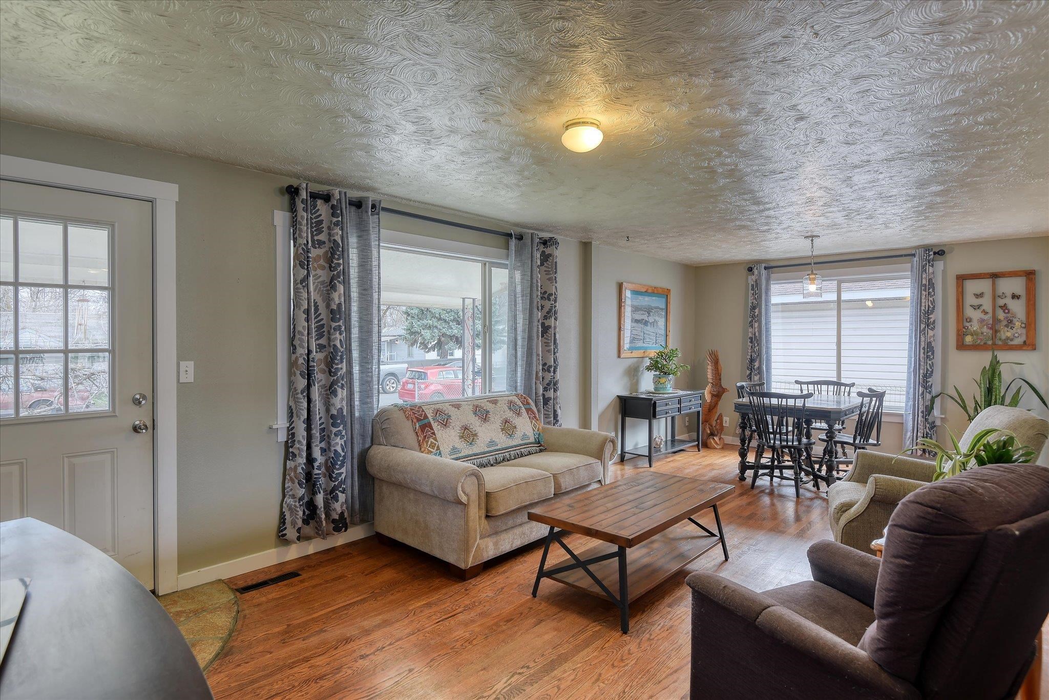 4203 N Martin St - Photo 3