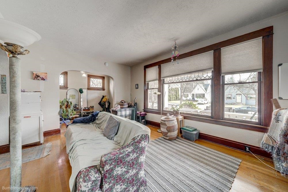 1216 W 11th Ave - Photo 11