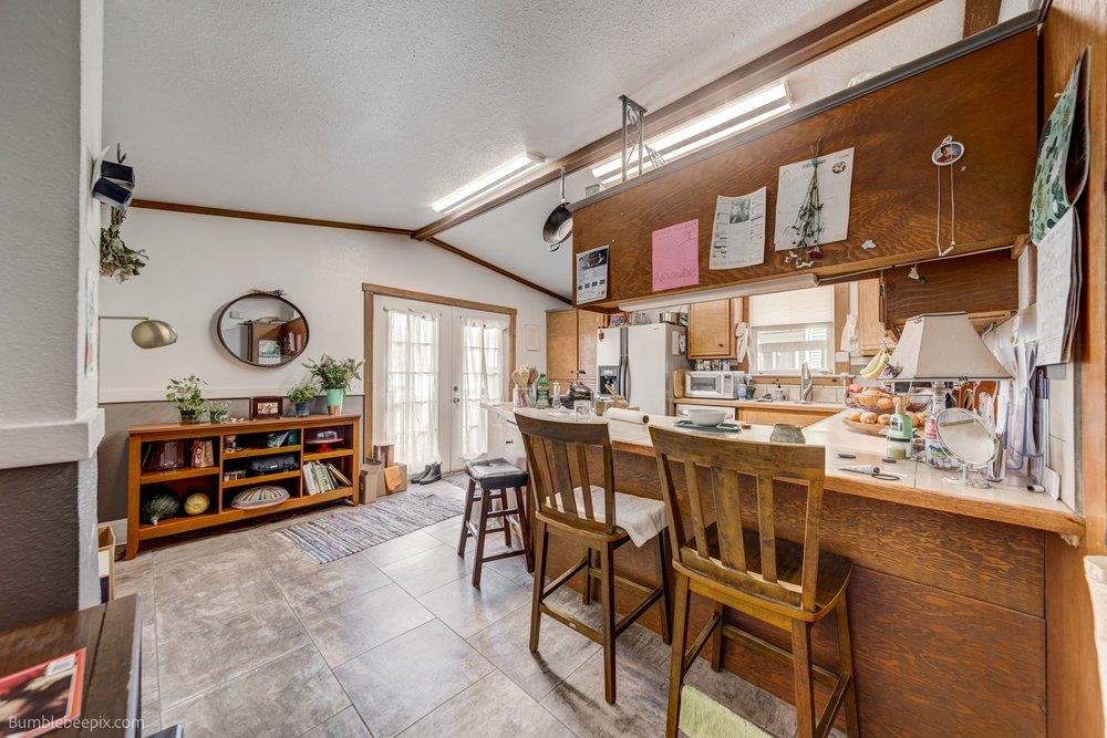 1216 W 11th Ave - Photo 19