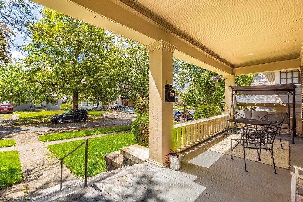 1216 W 11th Ave - Photo 3