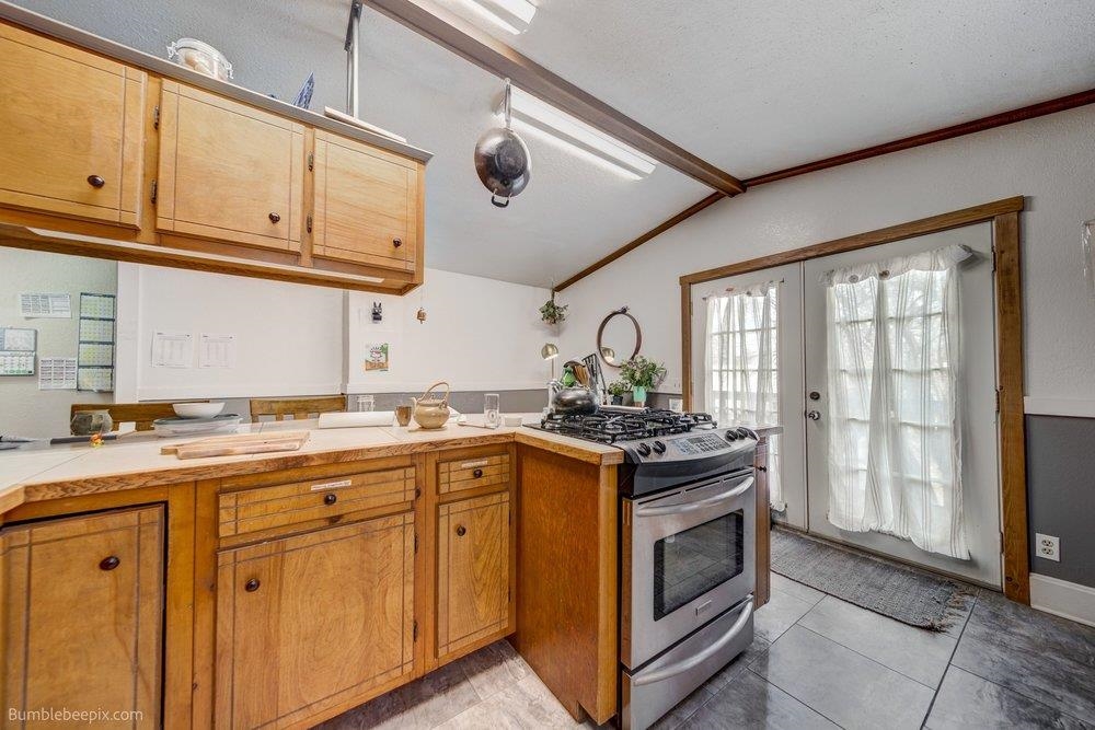 1216 W 11th Ave - Photo 23