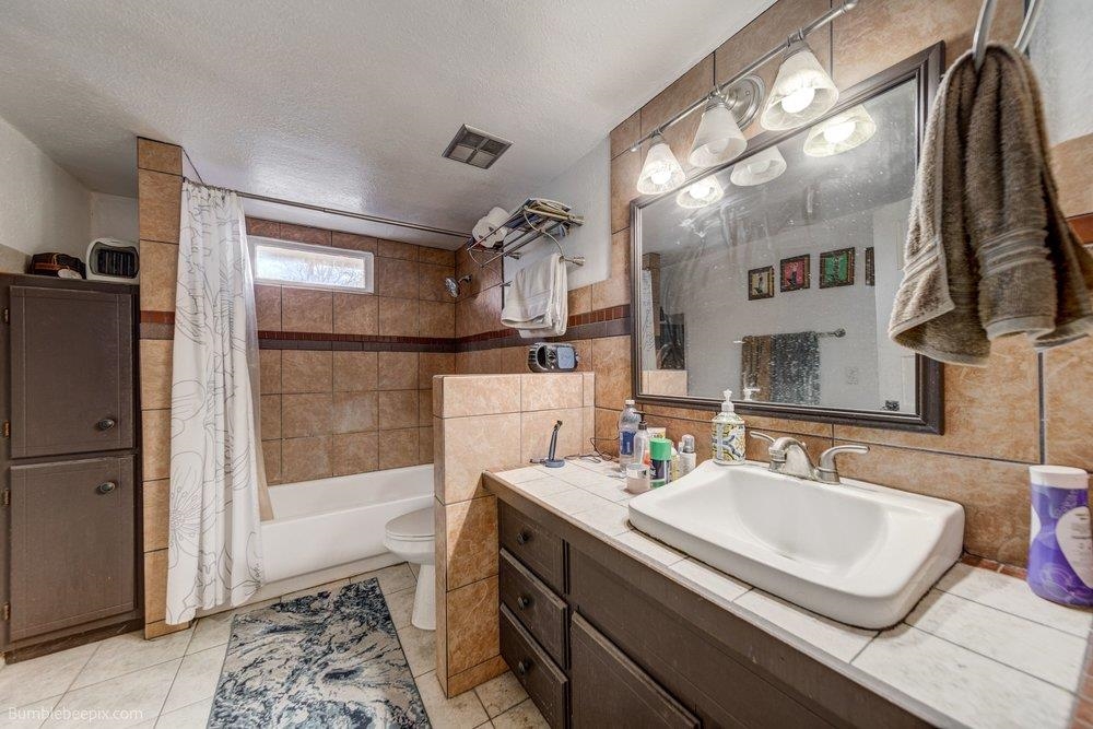 1216 W 11th Ave - Photo 38