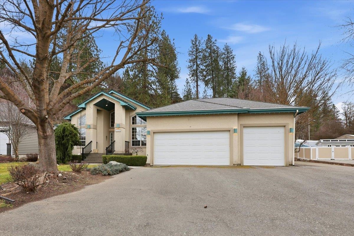 16102 E Renz Dr - Photo 2