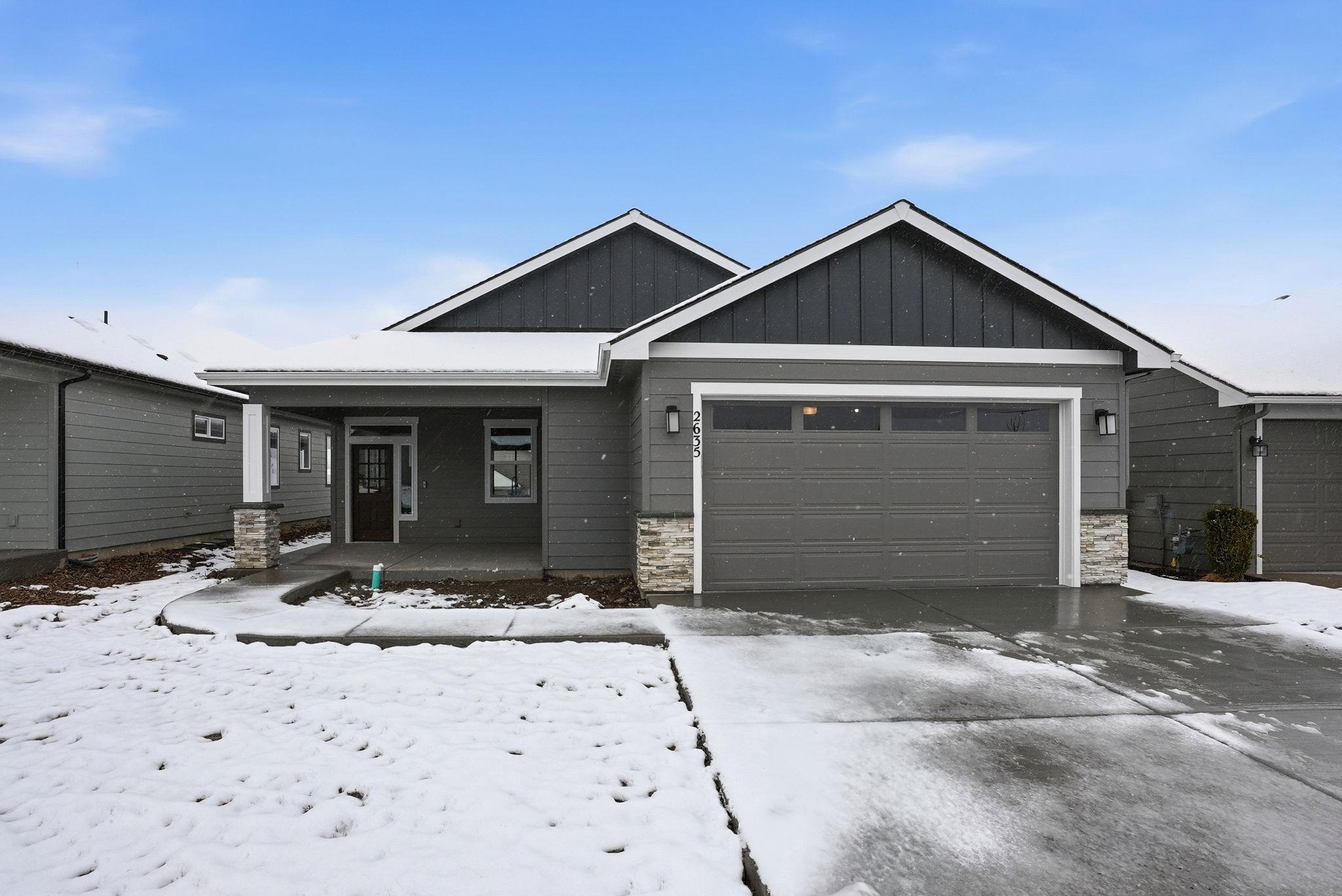 2635 N Rydal Ln - Photo 2