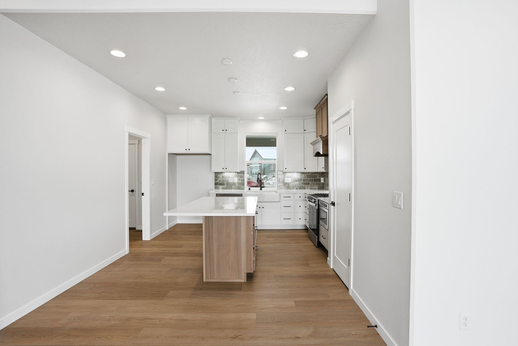 2635 N Rydal Ln - Photo 16