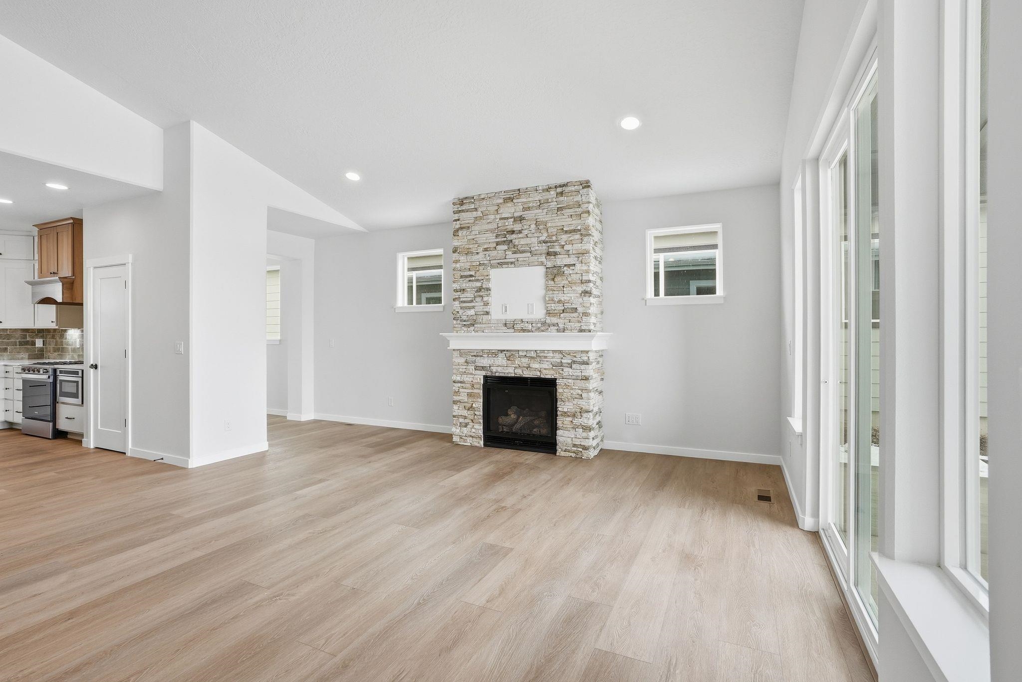 2635 N Rydal Ln - Photo 7