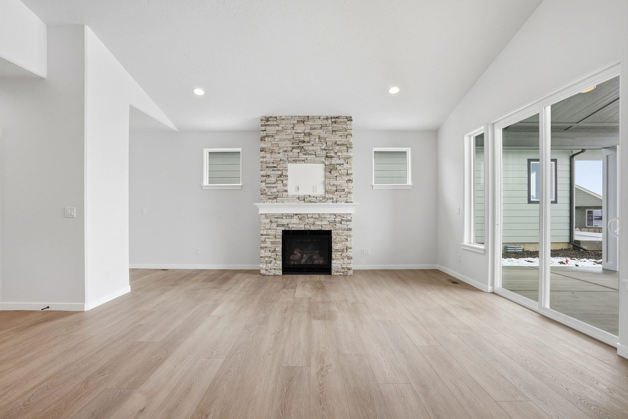 2635 N Rydal Ln - Photo 8
