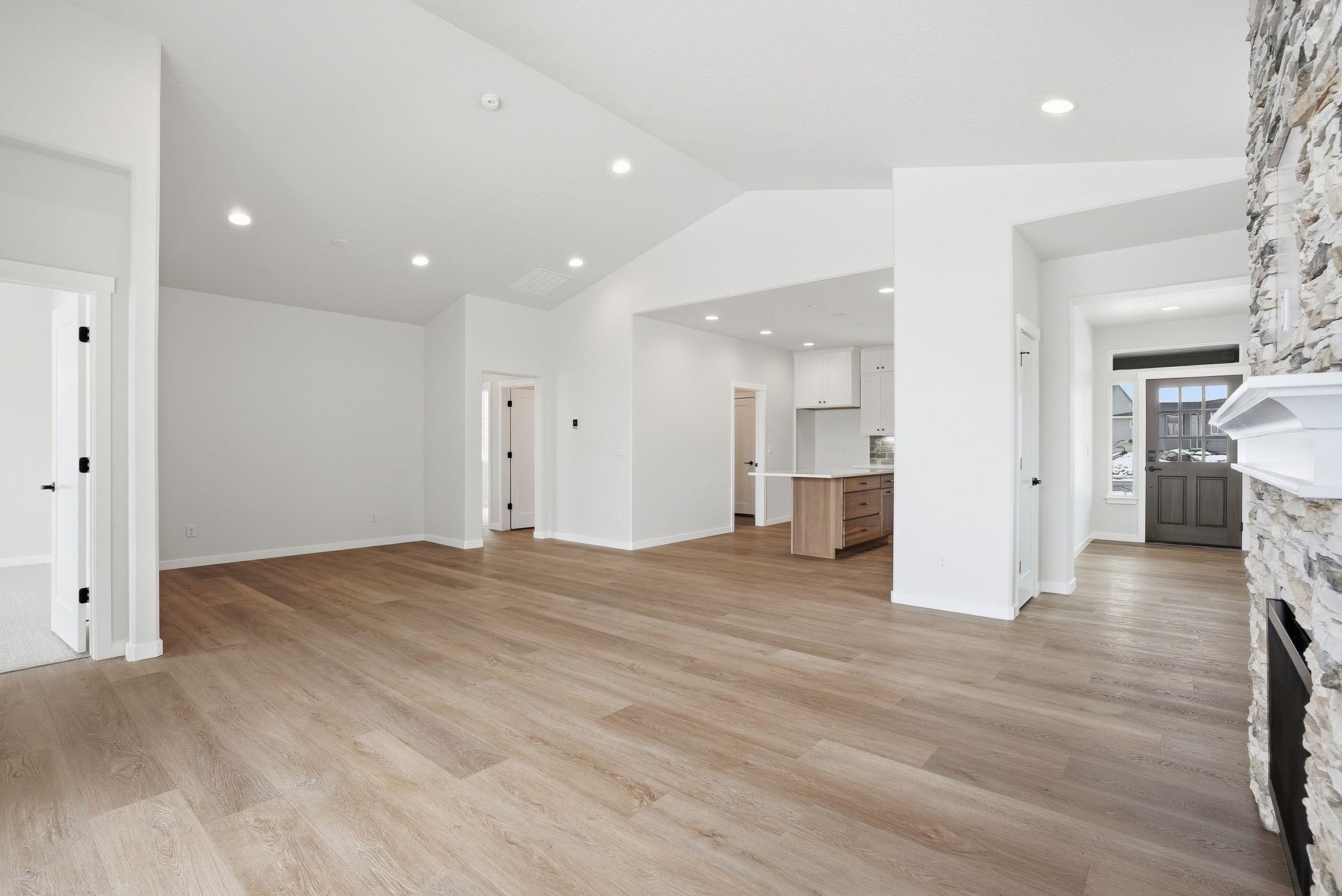 2635 N Rydal Ln - Photo 9