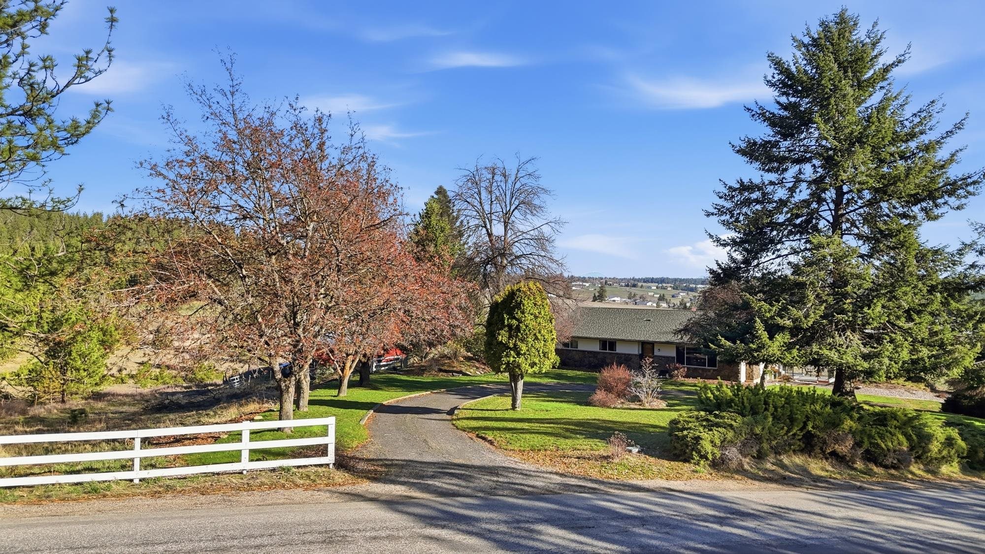 2416 W Hazard Rd - Photo 4