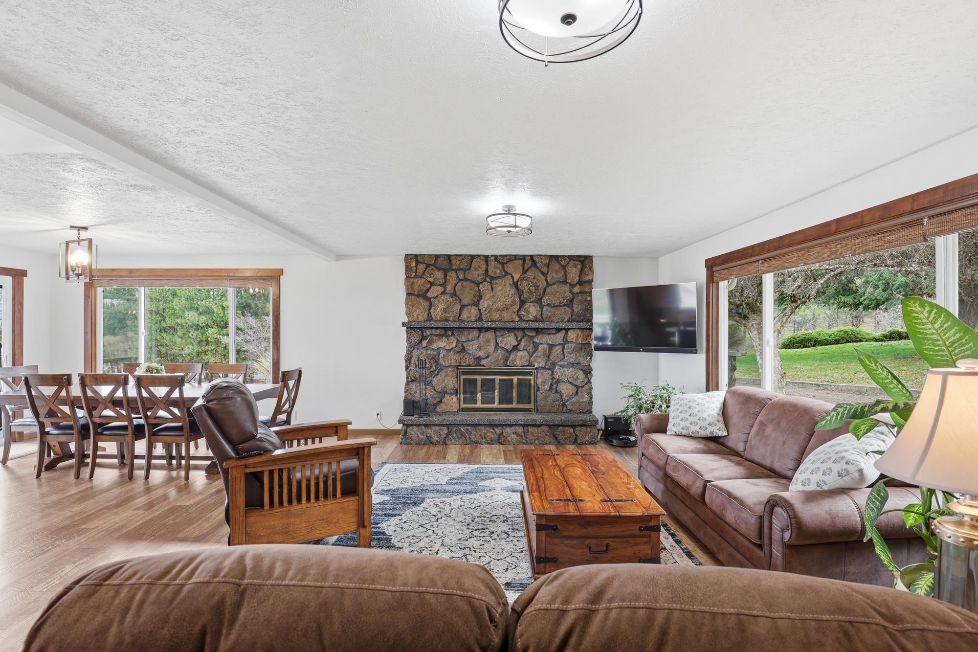 2416 W Hazard Rd - Photo 8