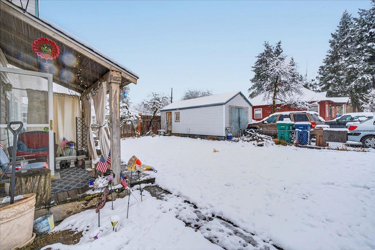 5623 N Regal St - Photo 16