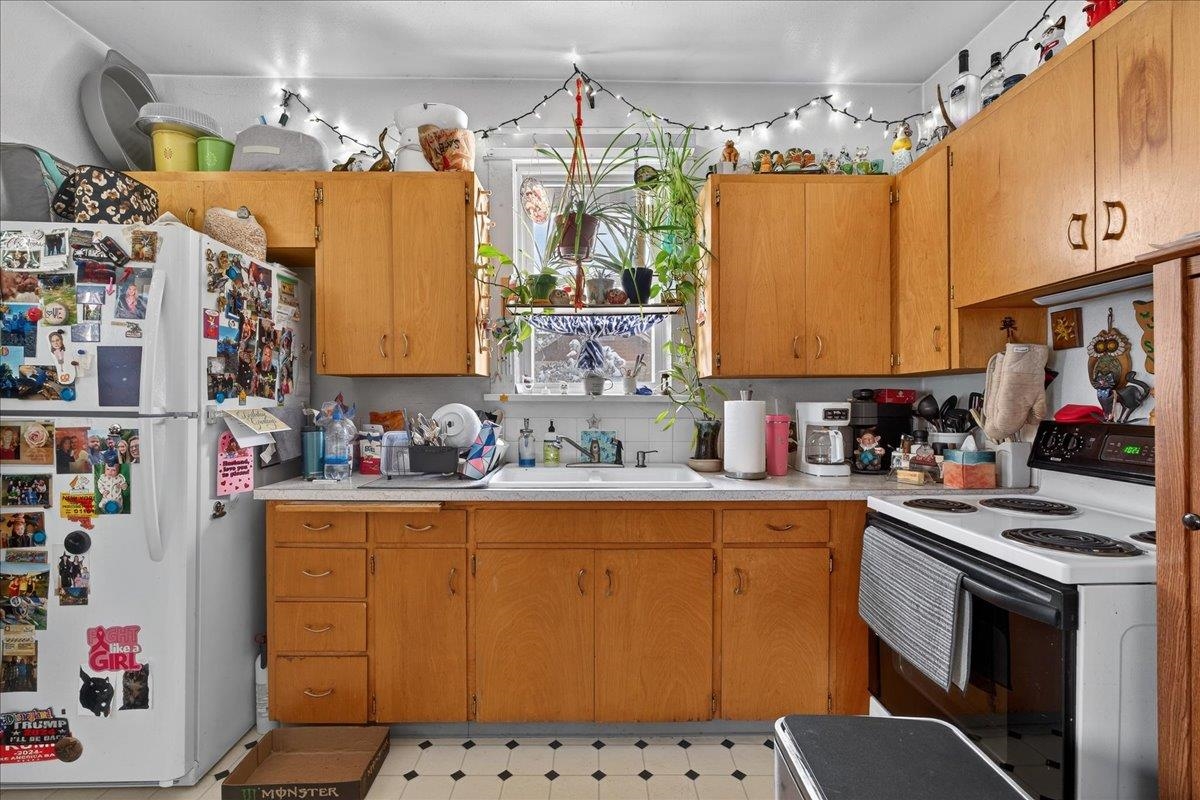 5623 N Regal St - Photo 8