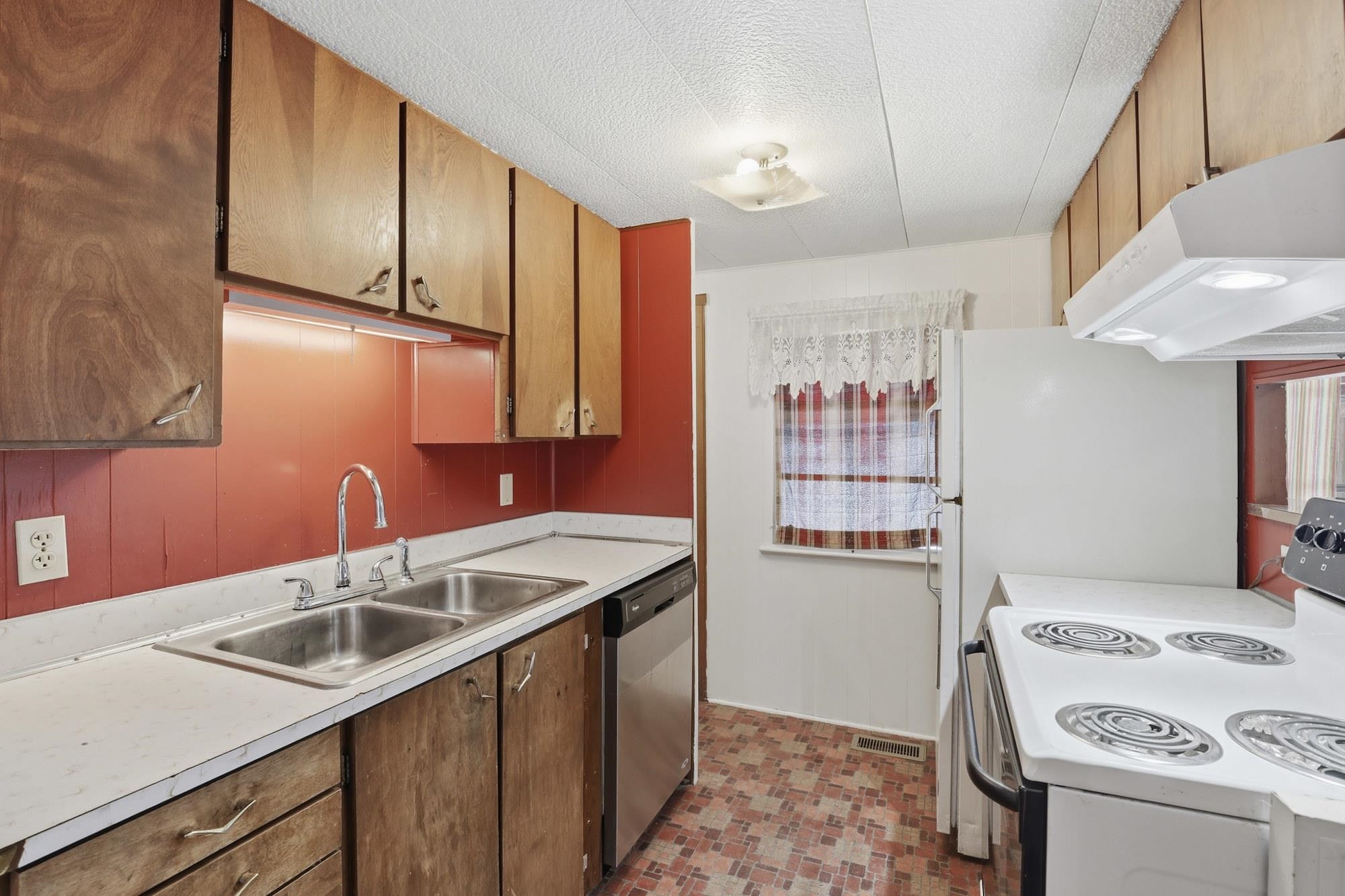 41210 N Newport Hwy Hwy - Photo 13